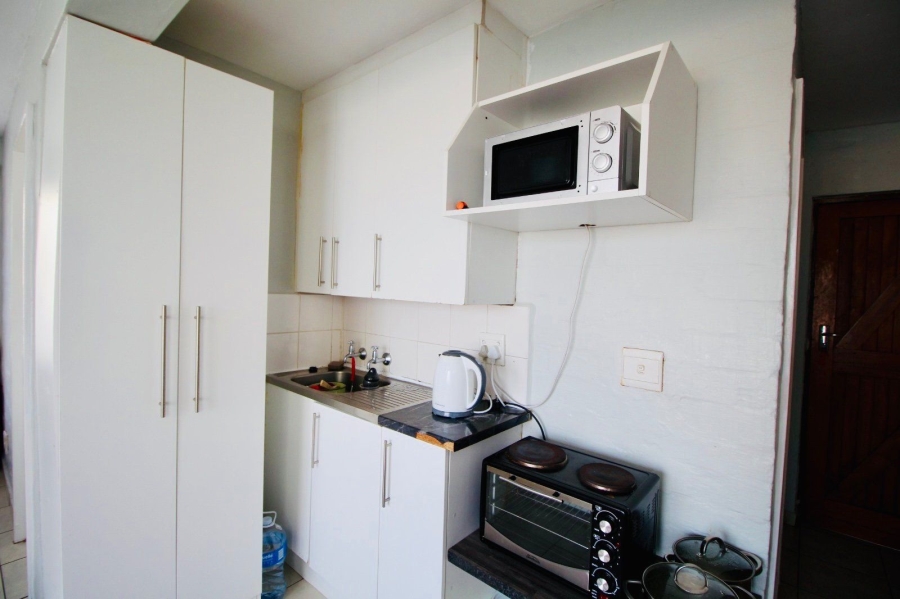 1 Bedroom Property for Sale in Amalinda Eastern Cape